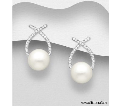 925 Sterling Silver Push-Back Earrings Decorated with Freshwater Pearls and CZ Simulated Diamonds