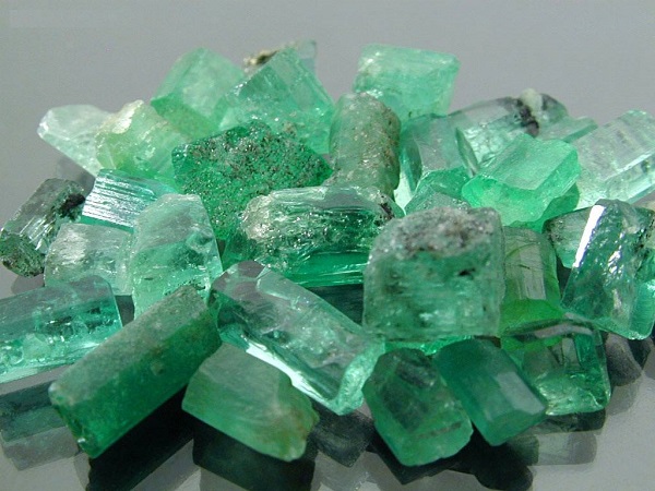 Изумруд (Emerald)– камень мудрости, хладнокровия и надежды