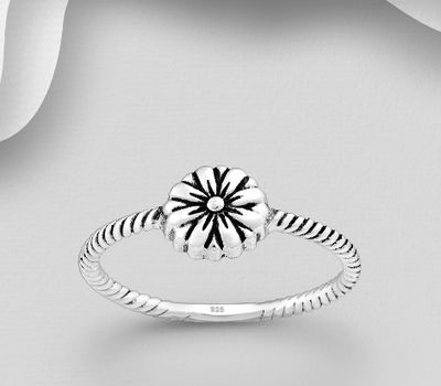 925 Sterling Silver Oxidized Flower Ring