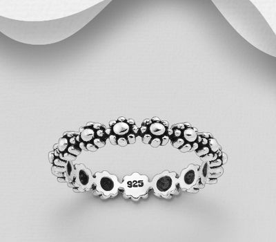 Malın səhifəsinə keç 925 Sterling Silver Oxidized Flowers Band Ring