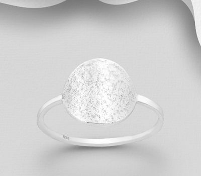 Malın səhifəsinə keç 925 Sterling Silver Hammered Circle Ring