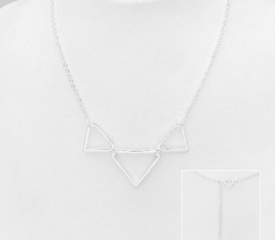 Malın səhifəsinə keç 925 Sterling Silver Geometric Necklace Featuring Three Triangles