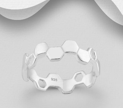 Malın səhifəsinə keç 925 Sterling Silver Beehive Ring