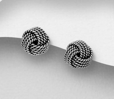 Malın səhifəsinə keç 925 Sterling Silver Knot Earrings