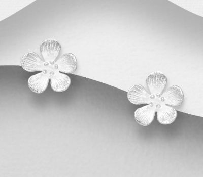 Malın səhifəsinə keç 925 Sterling Silver Flower Push-Back Earrings