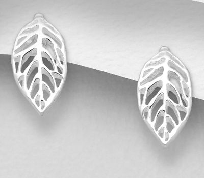 Malın səhifəsinə keç 925 Sterling Silver Leaf Push-Back Earrings