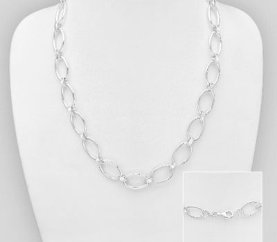 Malın səhifəsinə keç 925 Sterling Silver Oval Links Necklace