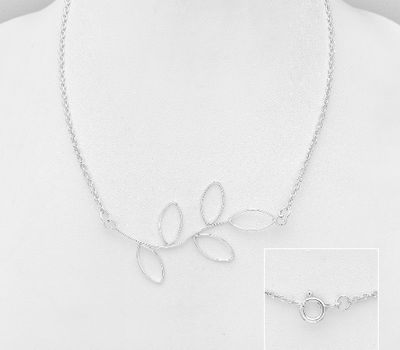 Malın səhifəsinə keç 925 Sterling Silver Leaf Necklace