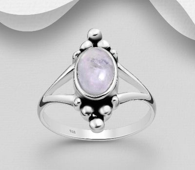 Şəkli böyütmək üçün tiklayın 925 Sterling Silver Ring, Decorated with Rainbow Moonstone