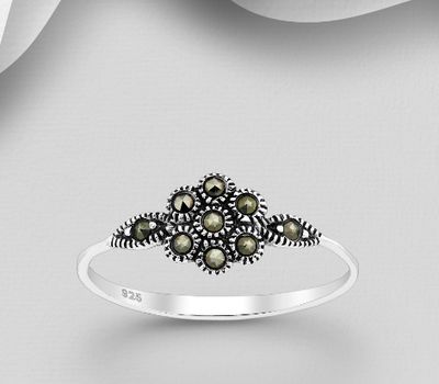 925 Sterling Silver Flower Ring Decorated With Marcasite