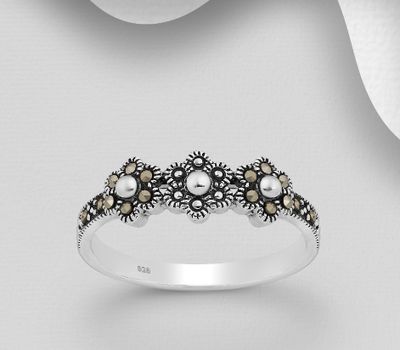 Şəkli böyütmək üçün tiklayın 925 Sterling Silver Flower Ring Decorated with Marcasite
