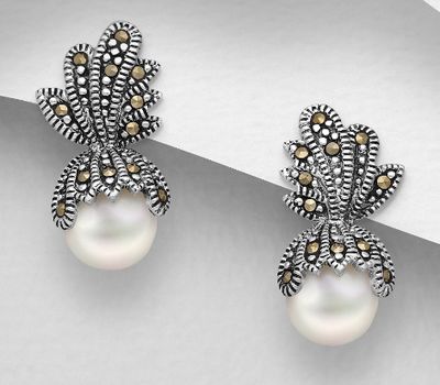 Şəkli böyütmək üçün tiklayın 925 Sterling Silver Push-Back Earrings Decorated with Freshwater Pearls & Marcasite