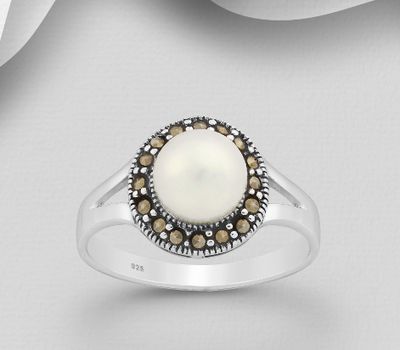 925 Sterling Silver Ring Decorated with Freshwater Pearl and Marcasite