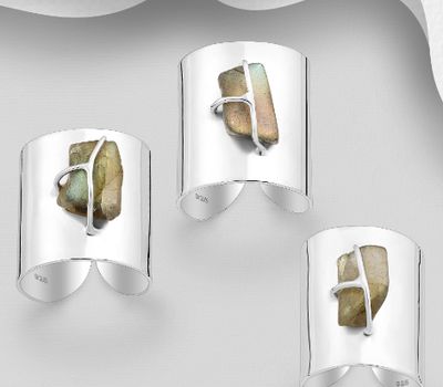 Şəkli böyütmək üçün tiklayın JEWELLED - 925 Sterling Silver Ring, Decorated with Labradorite. Handmade. Design, Shape and Size Will Vary.
