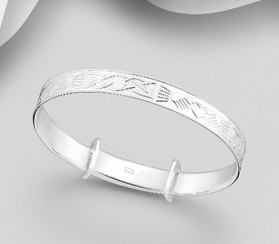 Şəkli böyütmək üçün tiklayın 925 Sterling Silver Celtic Claddagh Bangle