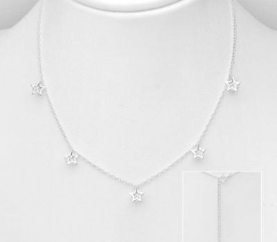 Şəkli böyütmək üçün tiklayın 925 Sterling Silver Star Necklace Decorated With CZ Simulated Diamond