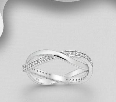 925 Sterling Silver Ring Decorated with CZ Simulated Diamonds