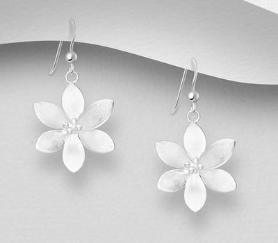 Şəkli böyütmək üçün tiklayın 925 Sterling Silver Matt Flower Hook Earrings