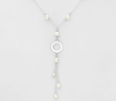 925 Sterling Silver Circle Necklace Beaded with Freshwater Pearls