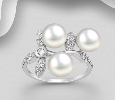 Şəkli böyütmək üçün tiklayın 925 Sterling Silver Leaf Ring, Decorated with FreshWater Pearls and CZ Simulated Diamonds
