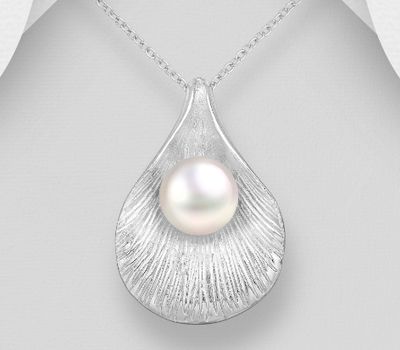 Malın səhifəsinə keç 925 Sterling Silver Pendant Decorated With Fresh Water Pearl
