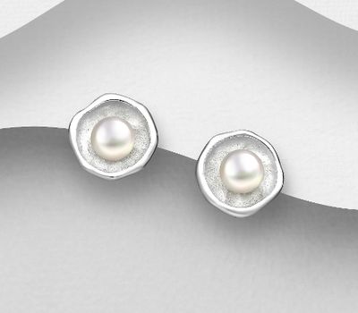 925 Sterling Silver Push-Back Earrings, Decorated with Freshwater Pearls