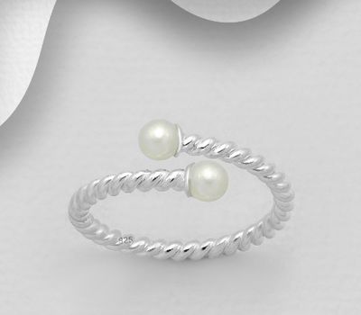 925 Sterling Silver Twisted Cuff Ring Decorated with Freshwater Pearls