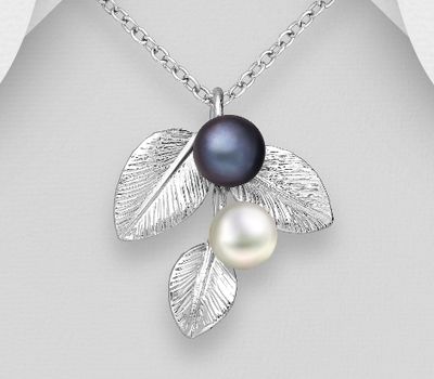 925 Sterling Silver Leaf Pendant Decorated With Fresh Water Pearls