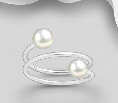 Şəkli böyütmək üçün tiklayın 925 Sterling Silver Ring, Decorated with Freshwater Pearls