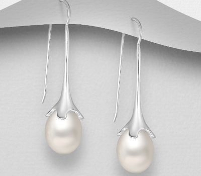 Şəkli böyütmək üçün tiklayın 925 Sterling Silver Hook Earrings Decorated with Freshwater Pearls