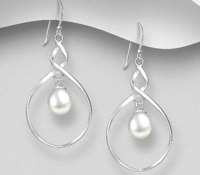 Şəkli böyütmək üçün tiklayın 925 Sterling Silver Hook Earrings Decorated With Fresh Water Pearls
