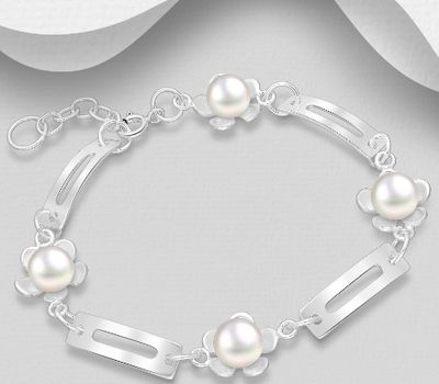 925 Sterling Silver Flower Bracelet, Decorated with FreshWater Pearls