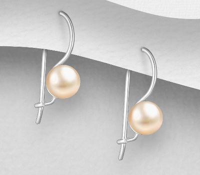 Şəkli böyütmək üçün tiklayın 925 Sterling Silver Kidney Earrings, Decorated with Freshwater Pearls