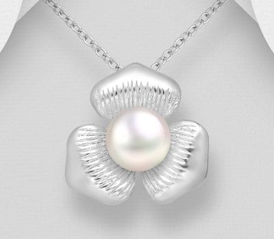 Şəkli böyütmək üçün tiklayın 925 Sterling Silver Flower Pendant, Decorated with Freshwater Pearl