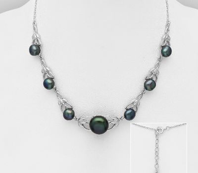 Şəkli böyütmək üçün tiklayın 925 Sterling Silver Leaf Necklace, Decorated with Freshwater Pearls
