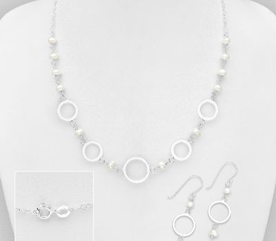 Şəkli böyütmək üçün tiklayın 925 Sterling Silver Hook Earrings And Necklace Beaded With Fresh Water Pearls