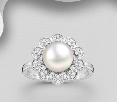 925 Sterling Silver Flower Ring, Decorated with CZ Simulated Diamonds and Freshwater Pearls