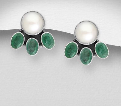 925 Sterling Silver Push-Back Earrings Decorated with Freshwater Pearls and Emeralds