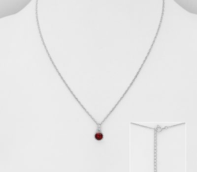 Şəkli böyütmək üçün tiklayın 925 Sterling Silver Solitaire Necklace, Decorated with Garnet
