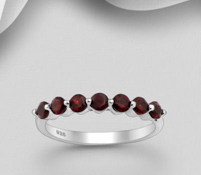 La Preciada - 925 Sterling Silver Ring, Decorated With Garnet