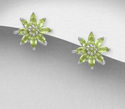 La Preciada - 925 Sterling Silver Flower Push-Back Earrings, Decorated with Garnets or Peridots