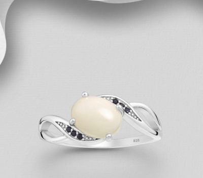 Şəkli böyütmək üçün tiklayın La Preciada - 925 Sterling Silver Ring, Decorated with CZ Simulated Diamonds and Ethiopian Opal