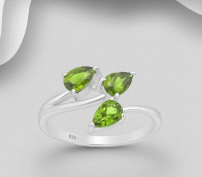 La Preciada - 925 Sterling Silver Adjustable Ring, Decorated with Peridot