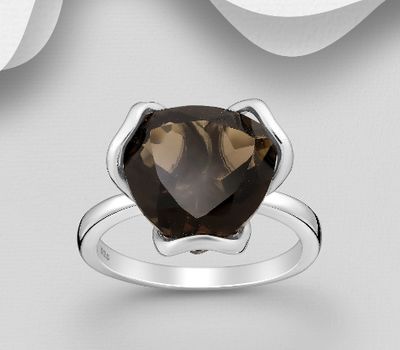 Malın səhifəsinə keç La Preciada - 925 Sterling Silver Ring, Decorated with Trillion-Cut Gemstone