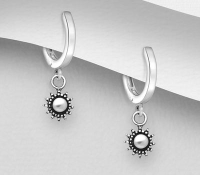 Şəkli böyütmək üçün tiklayın 925 Sterling Silver Oxidized Sun Hoop Earrings
