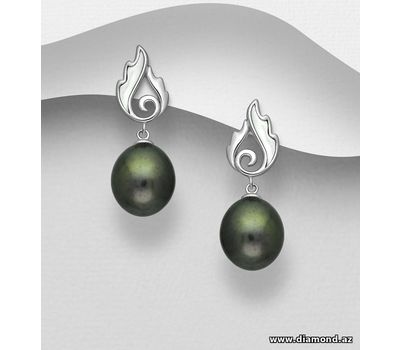 Şəkli böyütmək üçün tiklayın 925 Sterling Silver Flame Push-Back Earrings, Decorated with Freshwater Pearls and Shell