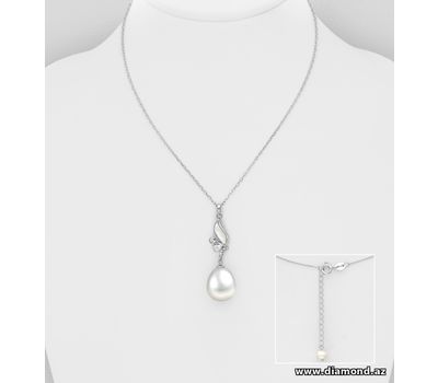Şəkli böyütmək üçün tiklayın 925 Sterling Silver Butterfly Necklace, Decorated with FreshWater Pearl, Shell and CZ Simulated Diamonds