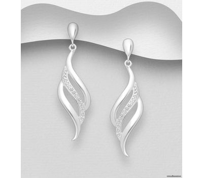 925 Sterling Silver Push-Back Earrings Decorated with CZ Simulated Diamonds